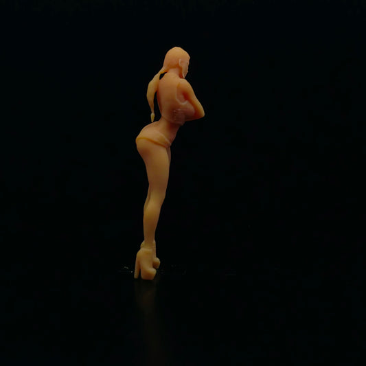 1/64 1/43 Scale Model Resin Sexy Girl with Standing Posture Uncolored Miniature Diorama Hand-painted T401