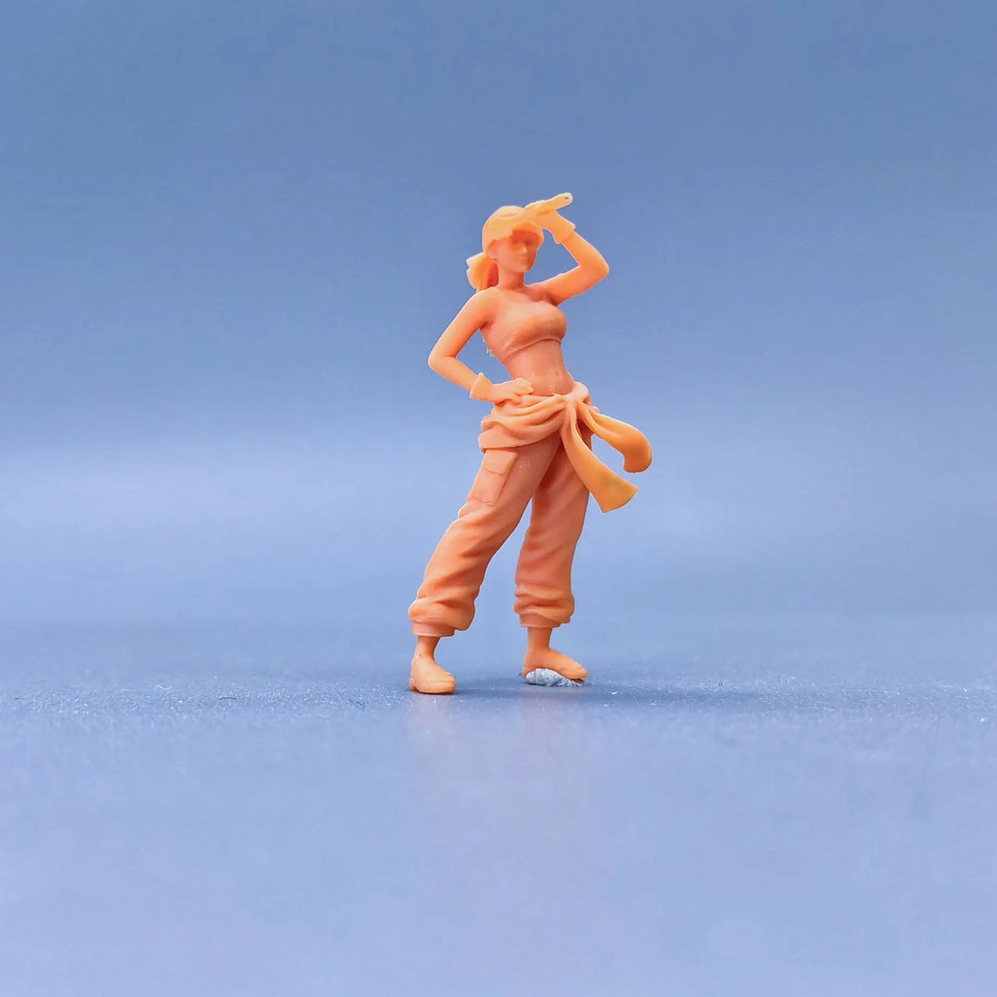 1/64 1/43 Scale Model Resin Female Animation Maintenance WorkerUncolored Miniature Diorama Hand-painted S535