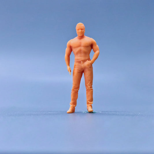 1/64 1/43 Figurines Scale Model Resin A Muscular Man Holding A Pistol Uncolored Miniatures Diorama Hand-painted  L111