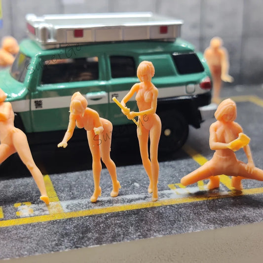 1/64 1/43 Scale Model Resin Car Washing Woman Uncolored Miniature Diorama Hand-painted S013