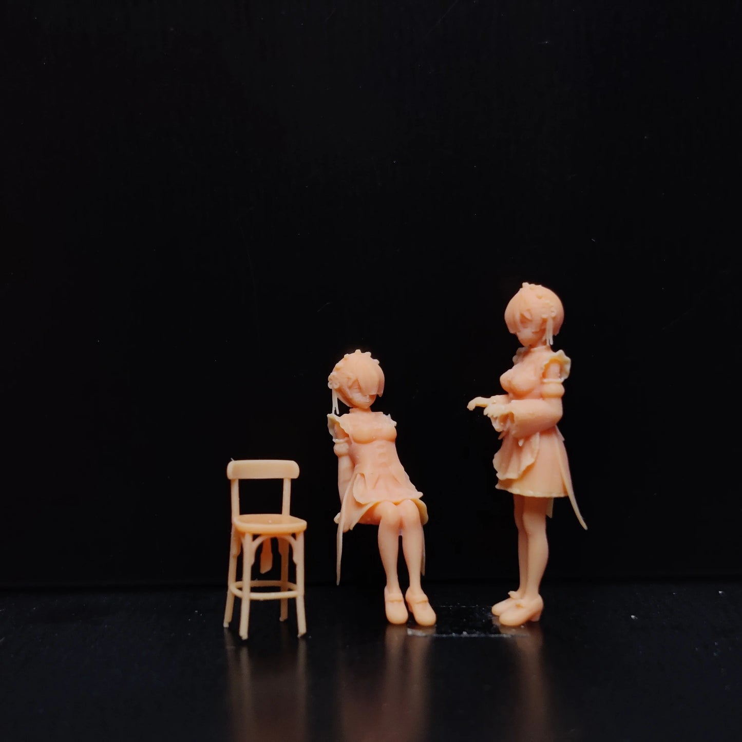 1/64 1/43 Scale Model Resin Rem Ram and Chair Uncolored Miniature Diorama Hand-painted T510