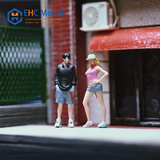 EHC Model Diorama 1/64 Scale Figurines Model Women in Hot Pants and Men in Headphones Collection Miniature Hand-painted