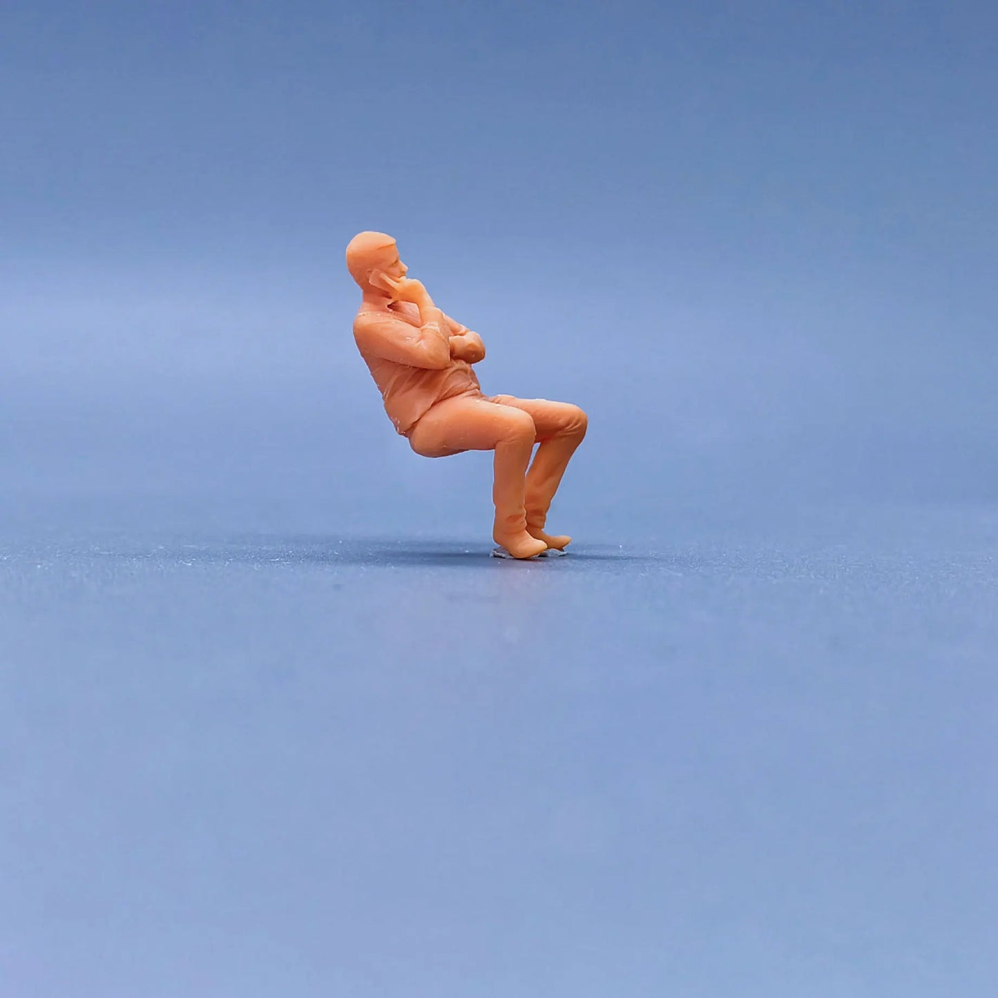 1/64 1/43 Scale Model Resin Men's Beer Belly In Sitting Hands To Hands TalkUncolored Miniature Diorama Hand-painted S603