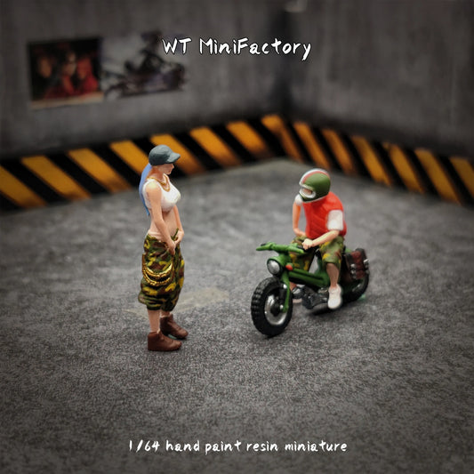 WT Minifactory Diorama 1/64 Scale Figurines Model 1 Male 1 Female 1 Small Motorcycle Collection Miniature Hand-painted