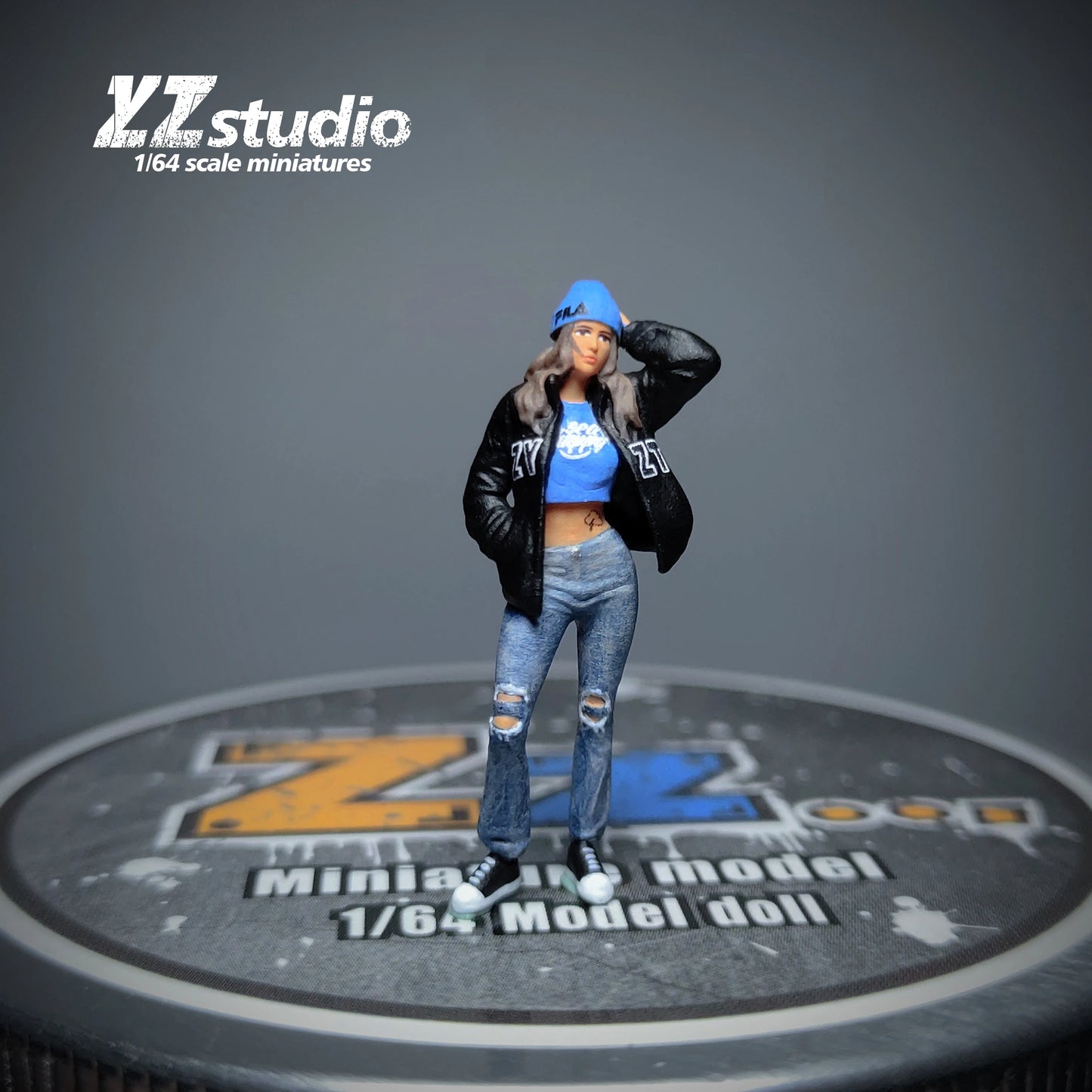 Zz Studio Diorama 1/64 Scale Figurines Model Kusa Sister Weaving Hat Leather Clothes Cow Pants Collection Miniature Hand-painted