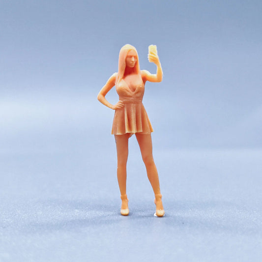 1/64 1/43 Figurines Scale Model Resin Selfie with Skirt and Long Hair Uncolored Miniatures Diorama Hand-painted S042