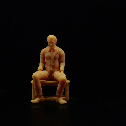 1/64 1/43 Scale Model Resin Sitting Clown+chair. Male Uncolored Miniature Diorama Hand-painted T418