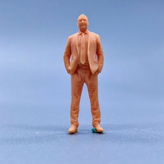 1/64 1/43 Figurines Scale Model Resin Suit  Tie  Hands in Pockets  Man Uncolored Miniatures Diorama Hand-painted  L224