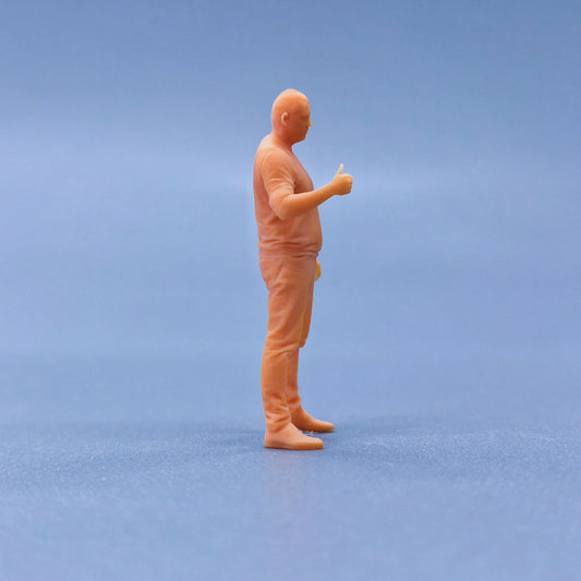 1/64 1/43 Figurines Scale Model Resin Standing with Thumbs Up, Male Uncolored Miniatures Diorama Hand-painted L203