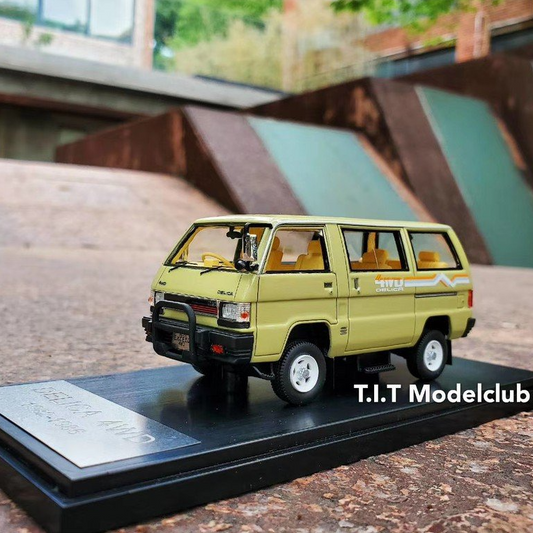 1/43 Mitsubishi Delica 4WD(1982-1986) Desert Yellow Resin