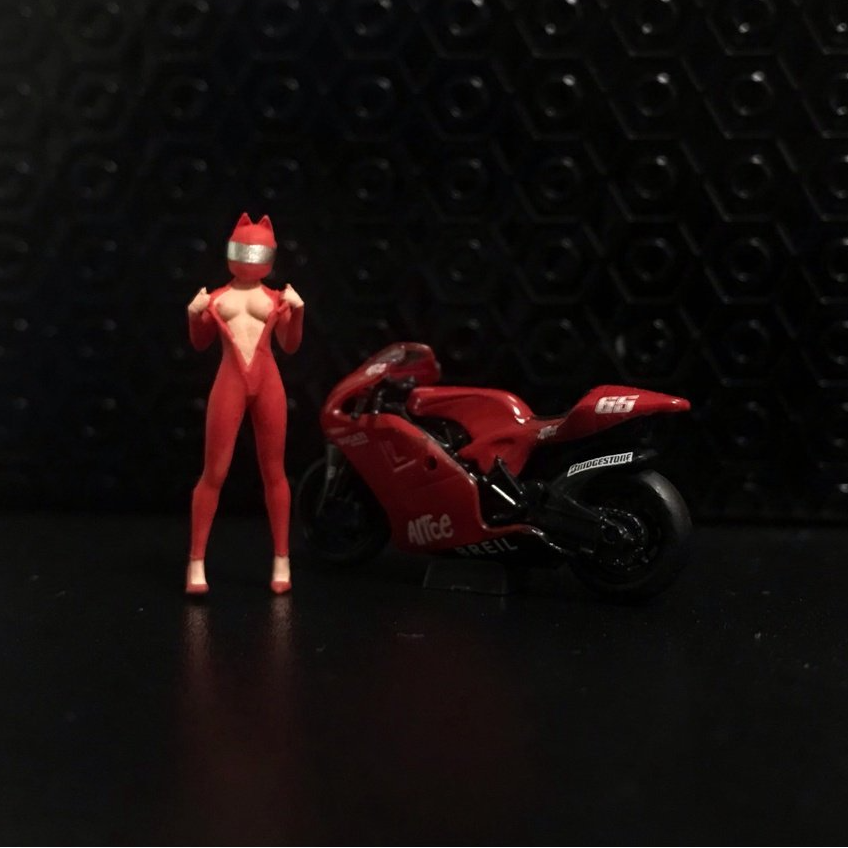 EHC 1/64 Sexy Female Rider