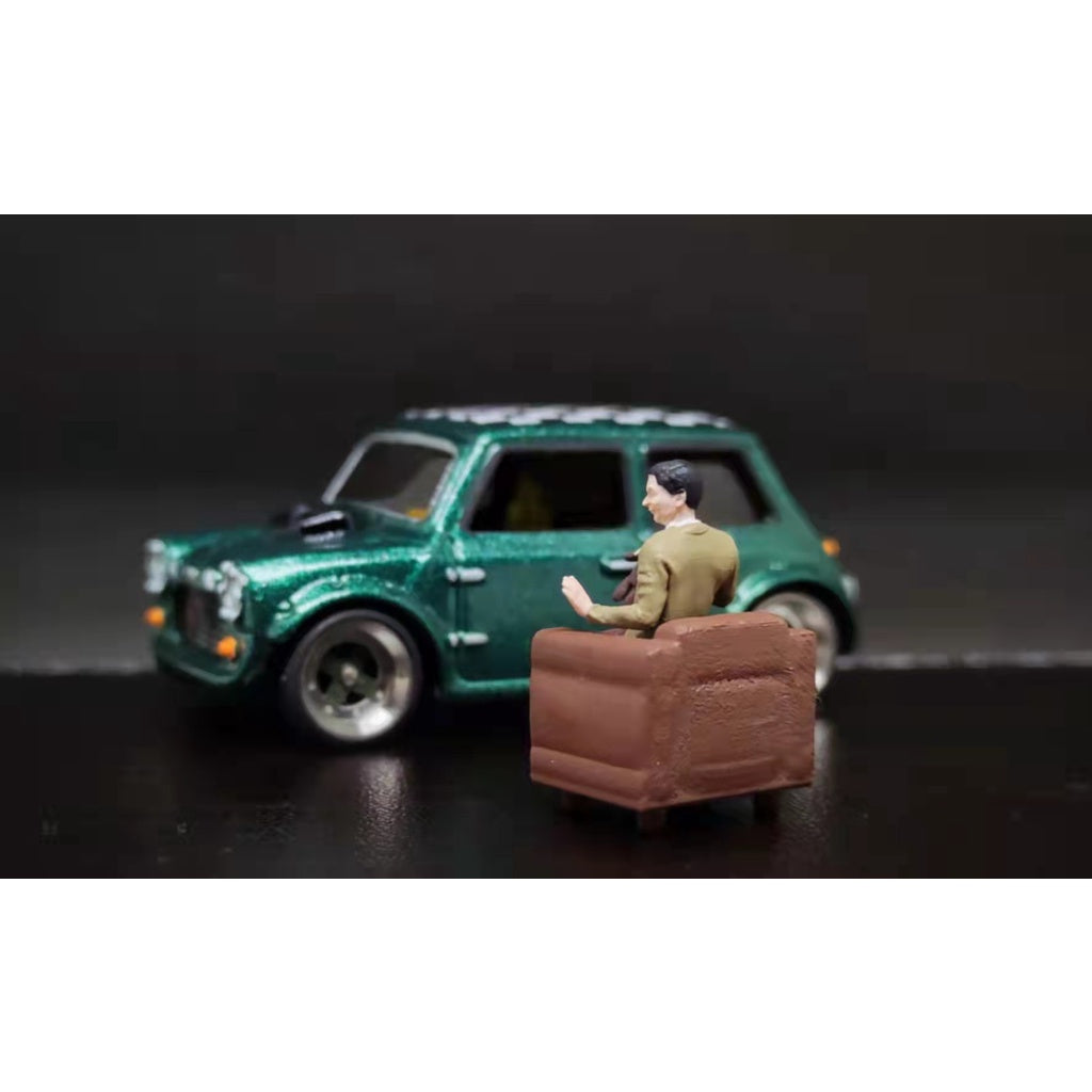 1/64 Diorama Mr Bean Sitting on The Sofa